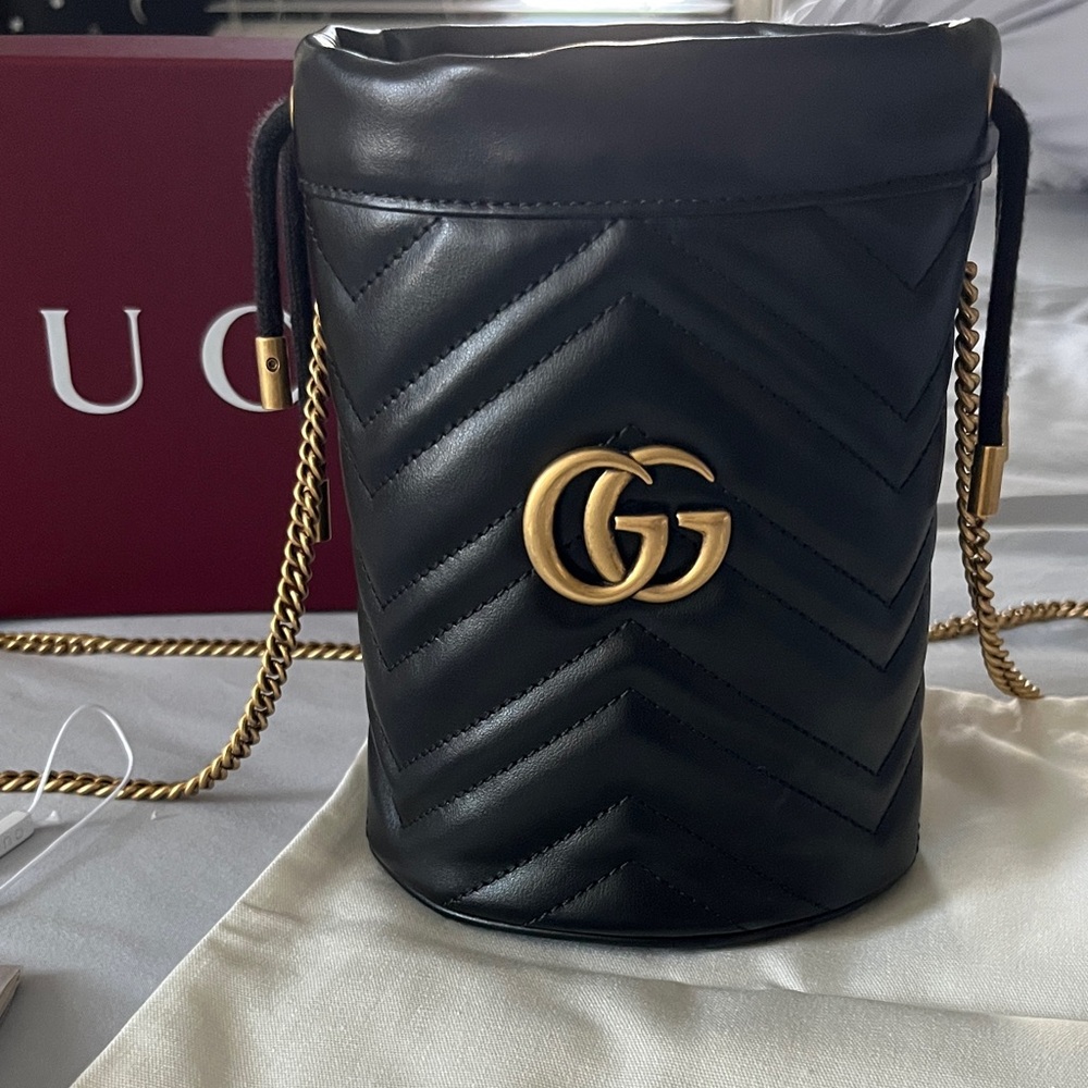 Calfskin Matelasse Mini GG Marmont Bucket Bag Black